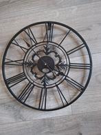 Riverdale Klok Zwart 40 cm Wandklok, Huis en Inrichting, Woonaccessoires | Klokken, Ophalen of Verzenden, Nieuw, Analoog, Wandklok