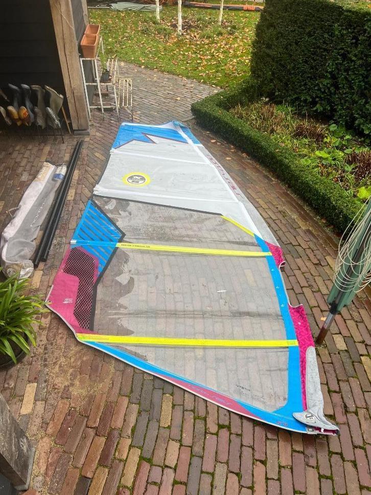 Northsails Curve 6.4 windsurf zeil inclusief mast, Watersport en Boten, Windsurfen, Gebruikt, Zeil, Met draagtas, 5 tot 7 m², Ophalen