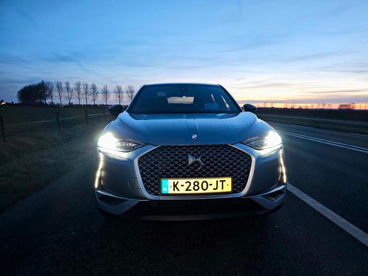 DS 3 E-tense 136pk 2020 Grijs, Auto's, DS, Particulier, DS 3, Elektrisch, SUV of Terreinwagen, Automaat, Origineel Nederlands