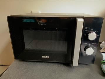 Goedwerkende magnetron van Frilec beschikbaar voor biedingen