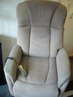 beige sta-op fauteuille als nieuw, Ophalen, 75 tot 100 cm, Zo goed als nieuw, Stof