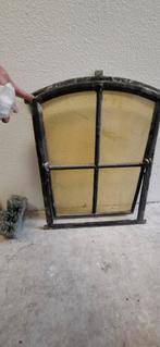 Oud raampje met glas, Doe-het-zelf en Verbouw, Glas en Ramen, Ophalen, Gevelraam of Ruit, Gebruikt, Minder dan 80 cm