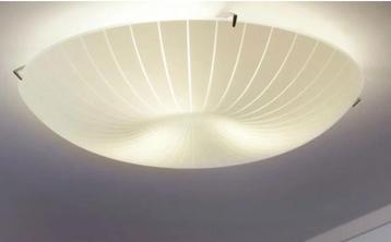 Grote plafondlamp IKEA doorsnede 50 cm