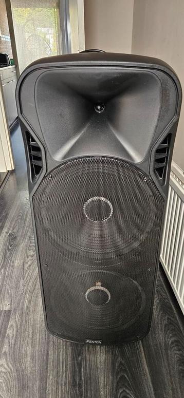 Fenton FT215LED Party Speaker  beschikbaar voor biedingen