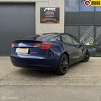 Tesla Model 3 Performance 534pk BLAUW WIT INTERIEUR MiC, Auto's, Automaat, 27 €/maand, Gebruikt, Overige carrosserieën