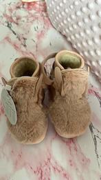 Donsje fluffy boots 18-24 mnd nieuw!, Ophalen of Verzenden, Zo goed als nieuw, Meisje, Laarsjes