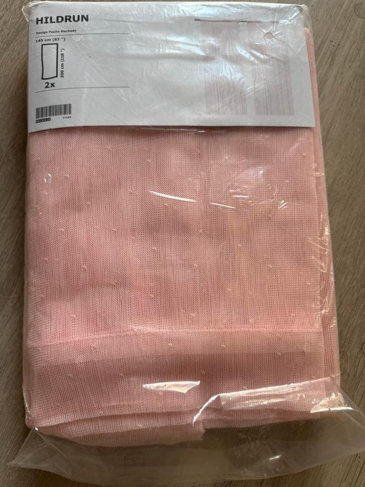 IKEA HILDRUN gordijnen 145x300 roze set 2 – €15 ONO, Huis en Inrichting, Stoffering | Gordijnen en Lamellen, Nieuw, 200 cm of meer