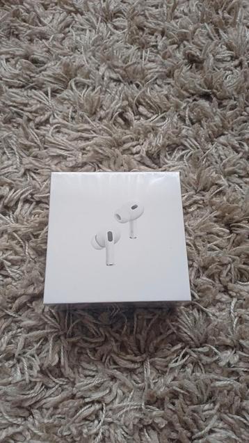 Apple AirPods Pro 2nd generation - gloednieuwe - MagSafe  beschikbaar voor biedingen