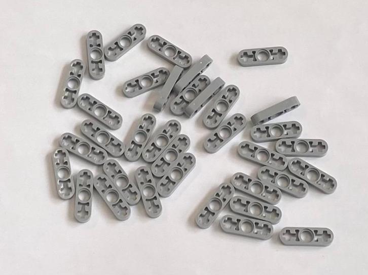 Partij Lego 35x 1x3 technic dunne liftarm in diverse kleuren, Kinderen en Baby's, Speelgoed | Duplo en Lego, Nieuw, Lego, Losse stenen