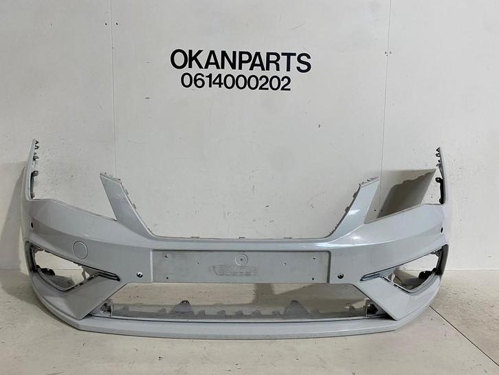 Seat Leon 5F FR Voorbumper 5F0807221AB, Auto-onderdelen, Carrosserie en Plaatwerk, Bumper, Voor, Gebruikt, Ophalen of Verzenden