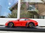 1:18 Porsche 911 992 GT3 Touring Package Lava Orange Spark, Hobby en Vrije tijd, Modelauto's | 1:18, Overige merken, Auto, Models@sparkmodel.com