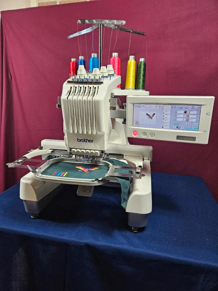 Brother PR-600-2  6 naalds borduurmachine(USB), Hobby en Vrije tijd, Borduren en Borduurmachines, Gebruikt, Borduurmachine, Ophalen of Verzenden