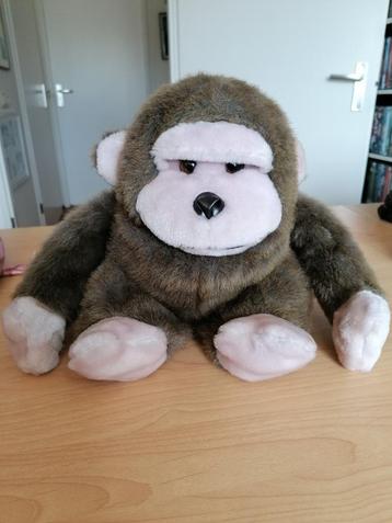 Knuffel, Aapje beschikbaar voor biedingen