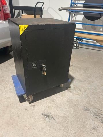 Kluis / brandkast black box lips  beschikbaar voor biedingen