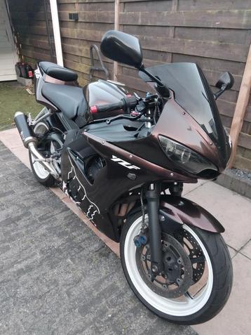 Yamaha r6 limited edition/costum wrap beschikbaar voor biedingen