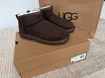 Uggs Essential ultra mini bruin 7/38., Ophalen of Verzenden, Nieuw, Meisje, Overige typen
