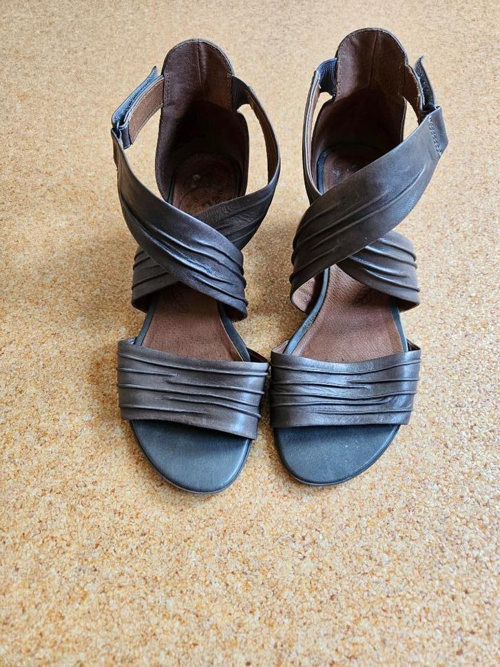Superfijne sandalen met hakje, Jana maat 38H, Kleding | Dames, Schoenen, Zo goed als nieuw, Sandalen of Muiltjes, Bruin, Verzenden