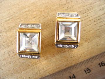 Oorclips vintage jaren 80! Goudkleur heldere steen strass beschikbaar voor biedingen