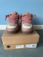 UGG Schoenen - Maat 39, Ophalen, Nieuw, Bruin, Sneakers of Gympen