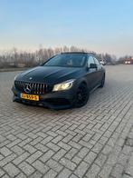 Mercedes-Benz CLA 250 AMG-uitvoering, 249 pk, Beige, 4 cilinders, Zwart