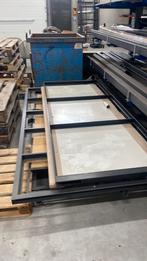 Stalen deuren, Ophalen of Verzenden, Zo goed als nieuw, IJzer