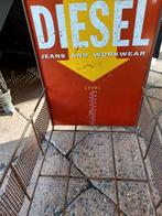 Vintage diesel kleding mand, Verzamelen, Merken en Reclamevoorwerpen, Ophalen of Verzenden, Zo goed als nieuw, Gebruiksvoorwerp