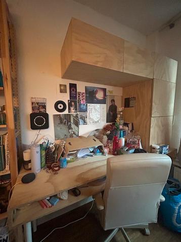 Handgemaakt houten bureau - licht hout, perfect om te schild beschikbaar voor biedingen