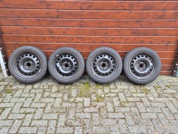 16 inch stalen velgen met winterbanden (Vredestein) beschikbaar voor biedingen