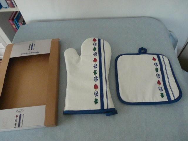 Boerenbont Ovenwant en Pannenlappen Set Nieuw, Huis en Inrichting, Keuken | Textiel, Nieuw, Overige typen, Wit, Ophalen of Verzenden