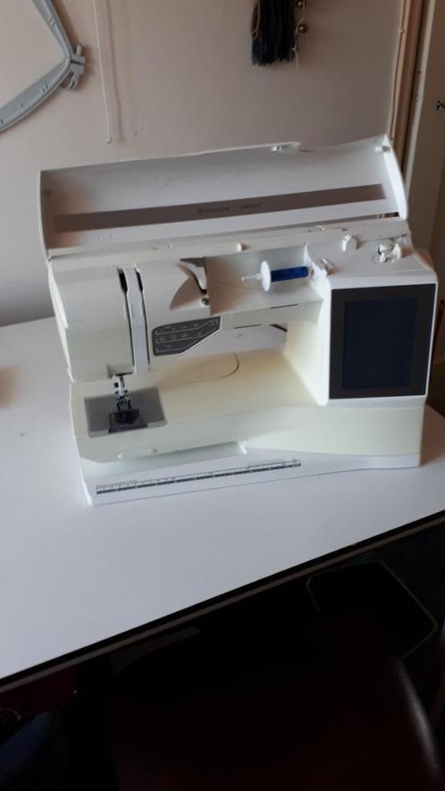 Naaimachine / Borduurmachine, Hobby en Vrije tijd, Overige Hobby en Vrije tijd, Zo goed als nieuw, Ophalen