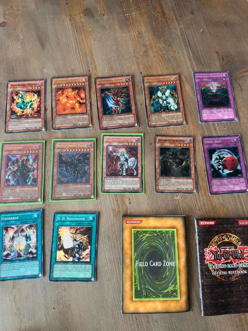 YU-GI-OH Zeer grote Verzameling!!, Hobby en Vrije tijd, Verzamelkaartspellen | Yu-gi-Oh!, Zo goed als nieuw, Meerdere kaarten