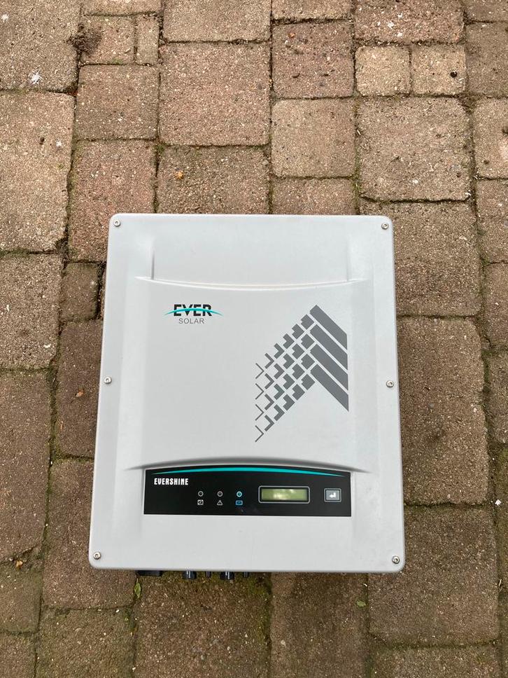 Ever Solar TL3000-10 Omvormer, Doe-het-zelf en Verbouw, Zonnepanelen en Toebehoren, Gebruikt, Overige typen, 200 wattpiek of meer