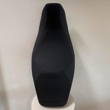 Suzuki Buddyseat (DL800 en DL800DE) beschikbaar voor biedingen