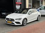 Mercedes-Benz CLA-klasse 200 AMG Aut Leer Navi Camera Pano, Auto's, Mercedes-Benz, CLA, Gebruikt, 4 cilinders, 715 kg