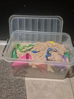 Bak zandklei met figuurtjes, Ophalen, Gebruikt