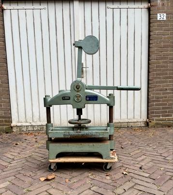 Karl Tränklein Boekenpers - Zware Kwaliteit Pers beschikbaar voor biedingen