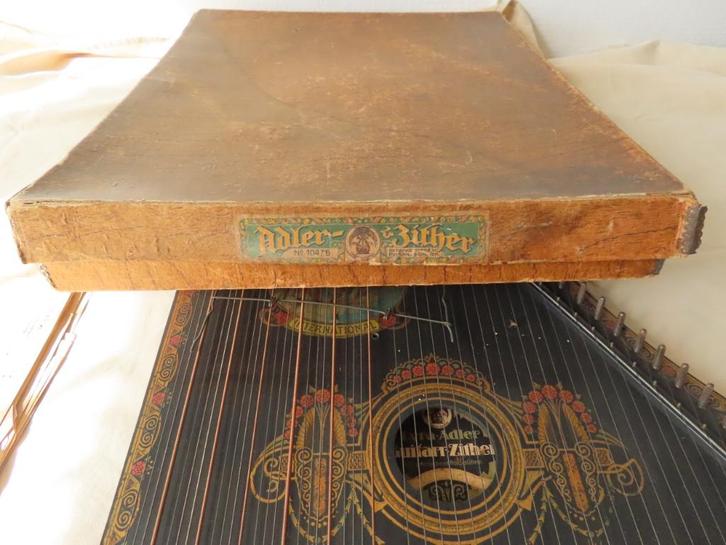 Antieke autoharp muziekinstrument  Vintage citer, Muziek en Instrumenten, Snaarinstrumenten | Harpen, Gebruikt, Ophalen of Verzenden
