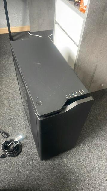 Gaming PC GTX 1070 i5-6600 moet weg beschikbaar voor biedingen