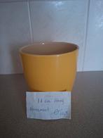 Bloempot geel aardewerk 11 cm hoog nieuw., Ophalen of Verzenden