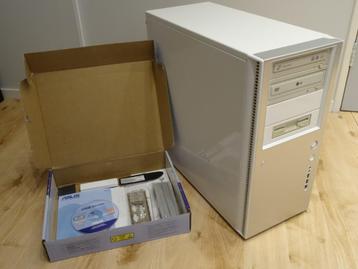 Complete Antec PC Core2Quad 2.4GHz beschikbaar voor biedingen