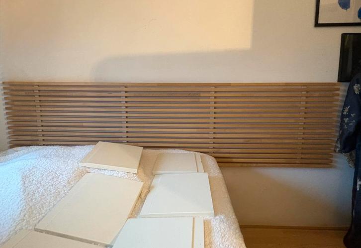 IKEA Mandal hoofdbord – 240 x 61 cm – inclusief 6 plankjes, Huis en Inrichting, Woonaccessoires | Wandplanken en Boekenplanken