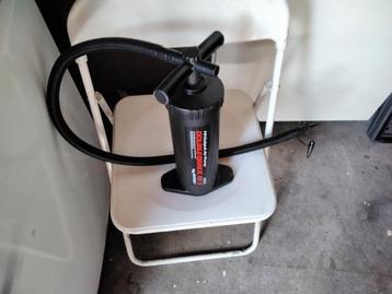 HANDPOMP (alleen ophalen) beschikbaar voor biedingen