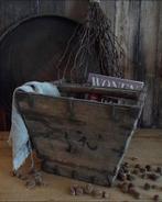 12446 B Oude houten rijstbak/graanbak, Verzenden