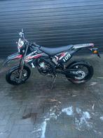 Rieju mrt 50, Ophalen, 6 versnellingen, Maximaal 45 km/u, Zo goed als nieuw