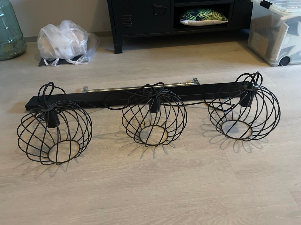 Moderne hanglamp met 3 lampen, Huis en Inrichting, Ophalen, Zo goed als nieuw, Metaal, Minder dan 50 cm