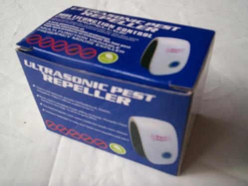 1x ULTRASONIC PEST REPELLER Binnen anti Ongedierte, Insekten, Tuin en Terras, Bestrijdingsmiddelen, Nieuw, Ophalen of Verzenden