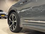 Volkswagen Tiguan 1.5 TSI 150PK R-Line, Virtual Cockpit, App, 1441 kg, 4 cilinders, 150 pk, Alcantara