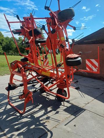 Kuhn GF 8702 schudder 8 element krone claas  beschikbaar voor biedingen