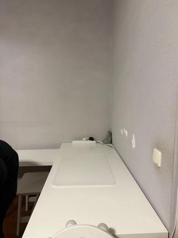 IKEA MALM Bureau met Uitschuifbaar Blad - afbeelding 5