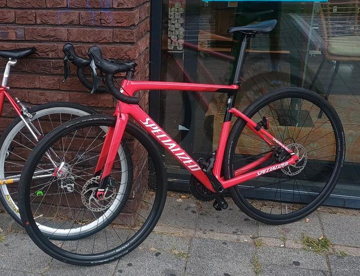 Specialized tarmac SL6 disc carbon fiets maar 54, Fietsen en Brommers, Fietsen | Dames | Sportfietsen en Toerfietsen, Zo goed als nieuw